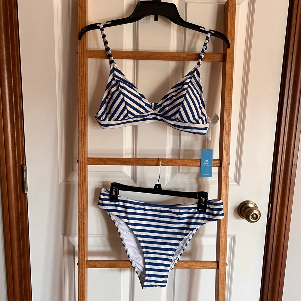 Cupshe Navy and White Striped Bikini